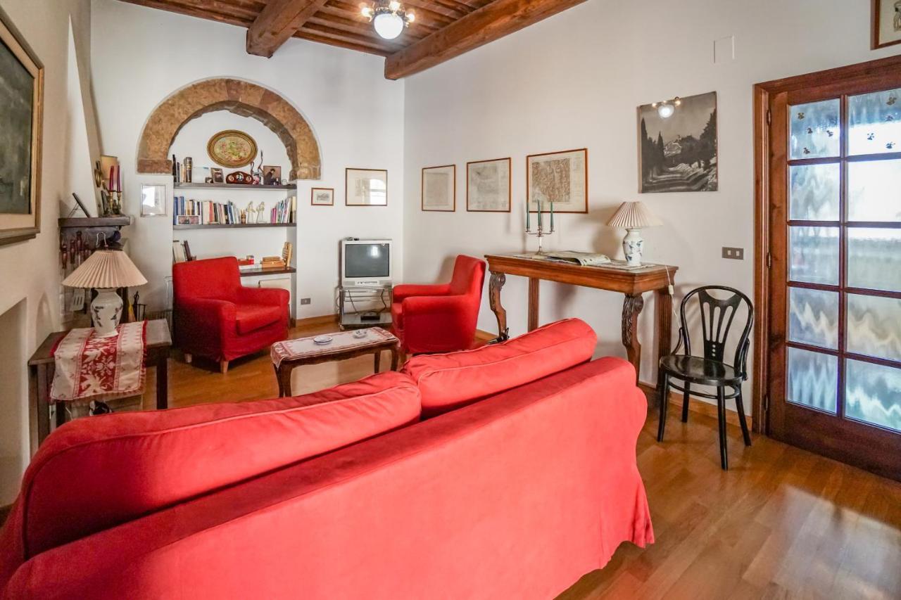Ogni finestra è un quadro - appartamento ad Assise Extérieur photo