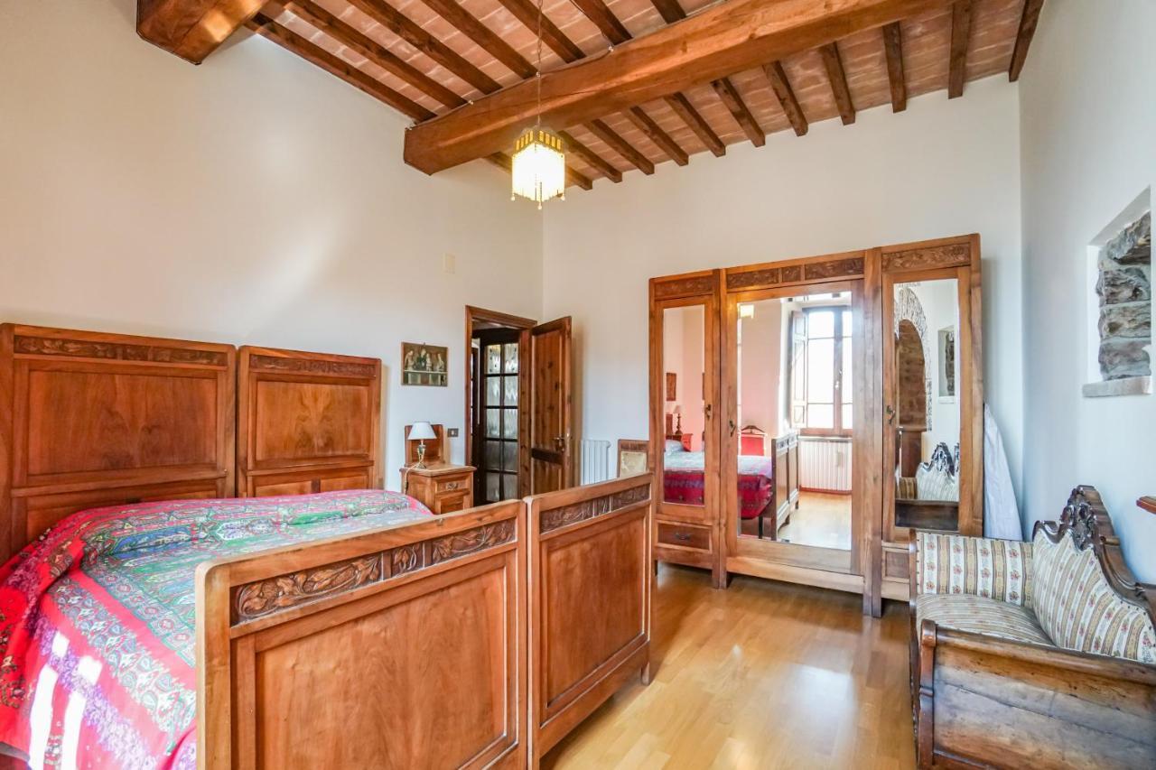 Ogni finestra è un quadro - appartamento ad Assise Extérieur photo